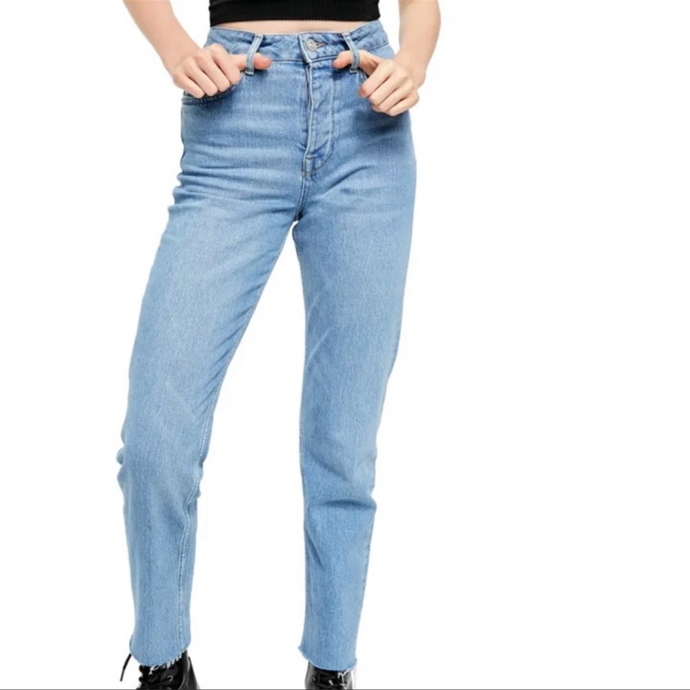 NWT BDG Urban Outfitters Dillon High Waisted Jeans 29